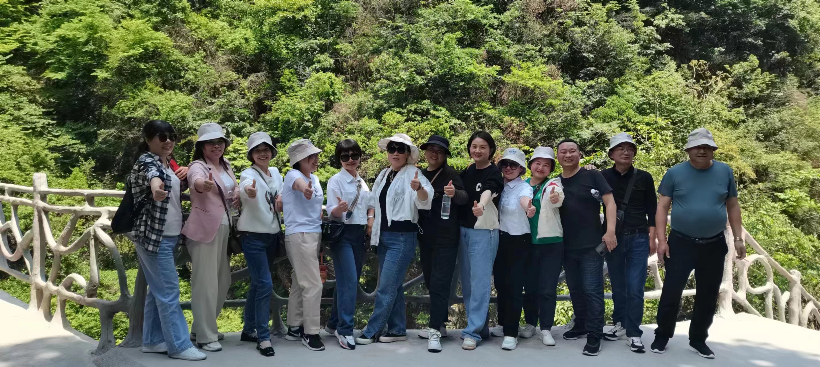 常德物業(yè)管理,物業(yè)企業(yè),陽(yáng)光物業(yè) 常德物業(yè)管理,物業(yè)企業(yè),陽(yáng)光物業(yè)